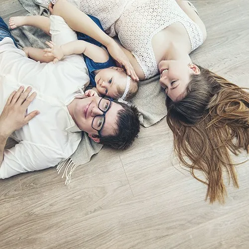 imgi_14_EnjoyingLaminate